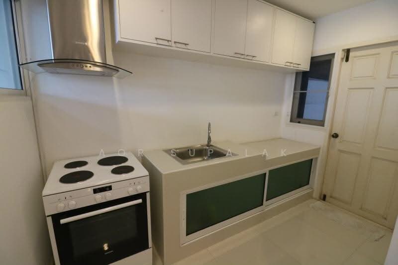 The Estate Srinakarin 1, Bangkok, Soi On Nut 46, Suan Luang, Suan Luang, Bangkok, 4 Bedrooms, 280 sqm, Townhouse For Sale, by Sittichai (Ice) Tulyanon, 60249774 - DDproperty.com