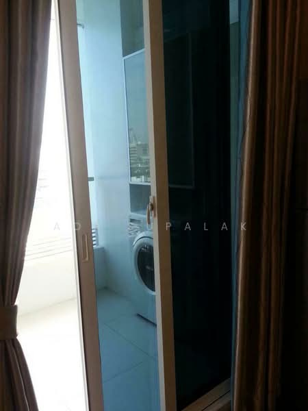 Ivy Sathorn 10, Bangkok, 88 Soi Sathorn 12, Sathorn Road, Silom, Bang Rak, Bangkok, 1 Bedroom, 41 sqm, Condo For Sale, by Sittichai (Ice) Tulyanon, 60249833 - DDproperty.com