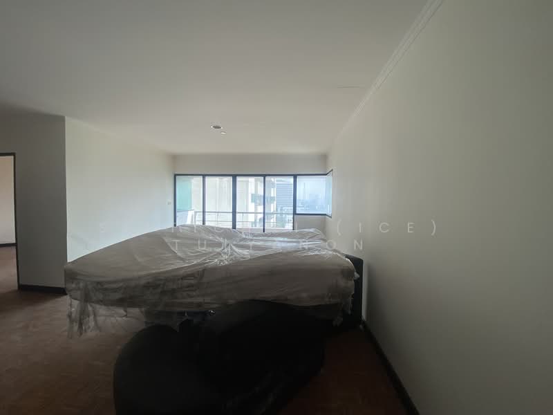 Sathorn Gardens : สาธร การ์เด้นส์, กรุงเทพ, 39 ถนนสาธรใต้, ทุ่งมหาเมฆ, สาทร, กรุงเทพ, 94 ตร.ม., คอนโด ขาย, โดย Sittichai (Ice) Tulyanon, 60249856 - DDproperty.com