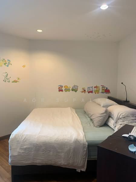 Sathorn Gardens : สาธร การ์เด้นส์, กรุงเทพ, 39 ถนนสาธรใต้, ทุ่งมหาเมฆ, สาทร, กรุงเทพ, 94 ตร.ม., คอนโด ขาย, โดย Sittichai (Ice) Tulyanon, 60249858 - DDproperty.com