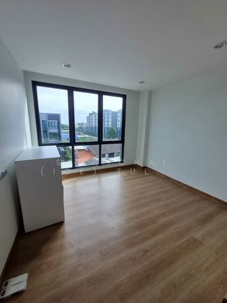 Jw Urban Home Office, Bangkok, Si Khan, Don Mueang, Bangkok, 3 Bedrooms, 240 sqm, Townhouse For Rent, by Sittichai (Ice) Tulyanon, 60249990 - DDproperty.com