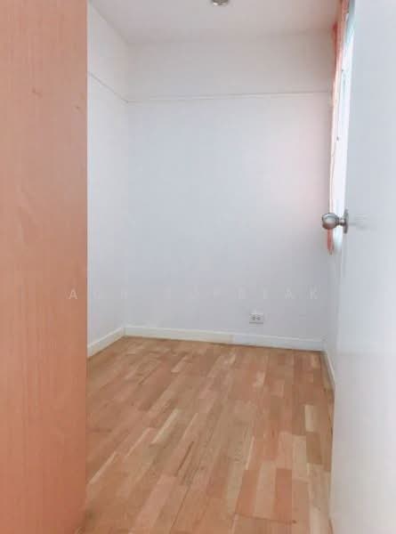 Lumpini Place Water Cliff : ลุมพินี เพลส วอเตอร์คลิฟ, กรุงเทพ, ซอยสาธุประดิษฐ์ 19 แยก 10, ช่องนนทรี, ยานนาวา, กรุงเทพ, 48 ตร.ม., คอนโด ขาย, โดย Sittichai (Ice) Tulyanon, 60250083 - DDproperty.com