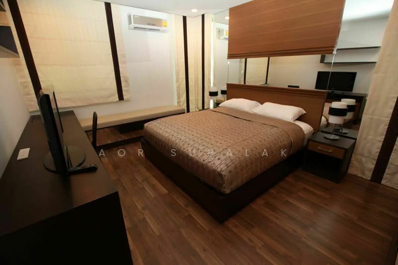 The Rajdamri, Bangkok, Ratchadamri Road, Lumphini, Pathum Wan, Bangkok, 2 Bedrooms, 112 sqm, Condo For Sale, by Sittichai (Ice) Tulyanon, 60250093 - DDproperty.com