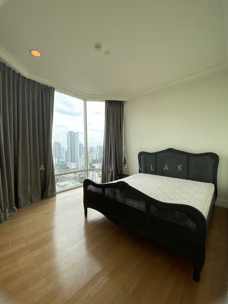 Royce Private Residences, Bangkok, 61 Soi Sukhumvit 31, Khlongtoei Nua, Watthana, Bangkok, 2 Bedrooms, 112 sqm, Condo For Rent, by Sittichai (Ice) Tulyanon, 60250115 - DDproperty.com