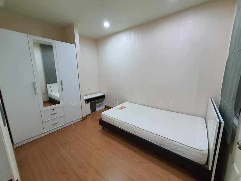 The Complete Narathiwat, Bangkok, 9 Naradhiwas Rajanagarindra Rd, Chong Nonsi, Yan Nawa, Bangkok, 2 Bedrooms, 61 sqm, Condo For Sale, by Sittichai (Ice) Tulyanon, 60250202 - DDproperty.com
