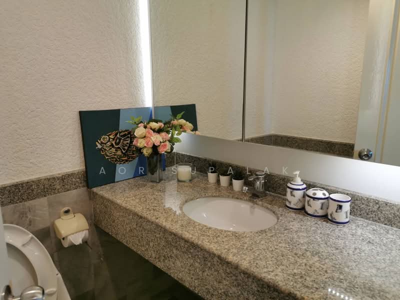 Las Colinas, Bangkok, Sukhumvit 21 Road, Khlongtoei Nua, Watthana, Bangkok, 2 Bedrooms, 185 sqm, Condo For Sale, by Sittichai (Ice) Tulyanon, 60250260 - DDproperty.com