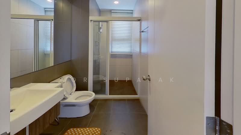 Centric Ratchada-Huai Khwang, Bangkok, Ratchadapisek Road, Huai Khwang, Huai Khwang, Bangkok, 2 Bedrooms, 60 sqm, Condo For Sale, by Sittichai (Ice) Tulyanon, 60250400 - DDproperty.com