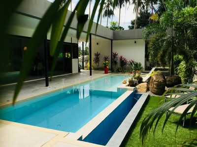 ขาย - Charming 3 Bedrooms Pool Villa in Lamai, สุราษฎร์ธานี