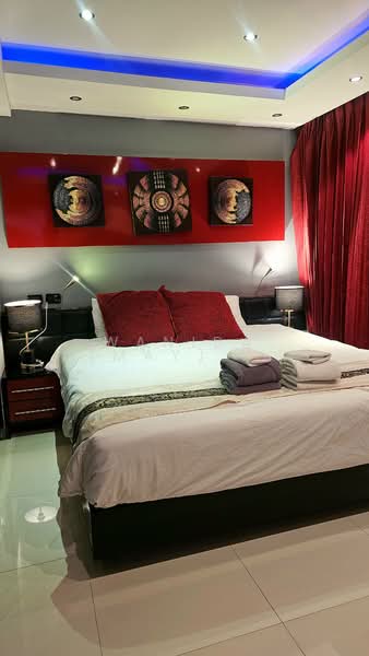 Absolute Bangla Suites, Phuket, Soi Bangla, Patong, Kathu, Phuket, 2 Bedrooms, 59 sqm, Condo For Sale, by Wanida (May) Mahawong, 60250475 - DDproperty.com