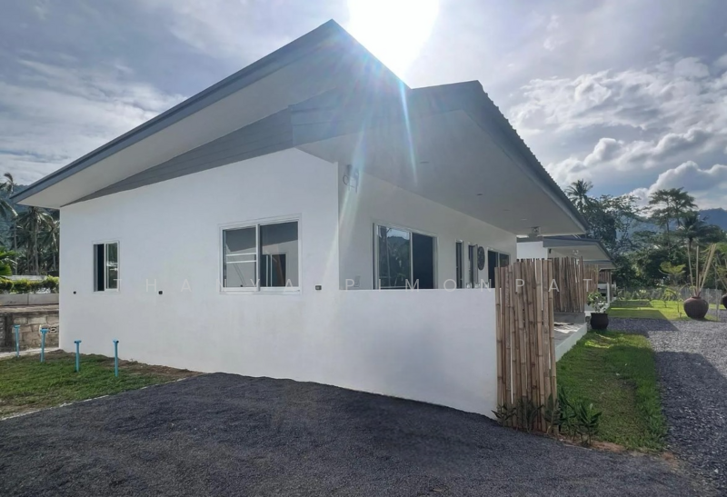 Resort for Sale in Maret Samui, สุราษฎร์ธานี, มะเร็ต, เกาะสมุย, สุราษฎร์ธานี, 530 ตร.ม., บ้านเดี่ยว ขาย, โดย Thanya Pimonpat, 60250884 - DDproperty.com