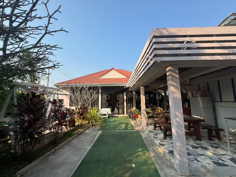 Villa 3 Bedrooms 3 Bathrooms At Soi Hua Na 21, Prachuap Khiri Khan, Nong Kae, Hua Hin, Prachuap Khiri Khan, 3 Bedrooms, 200 sqm, Single Detached House For Sale, by Parkkapol (Smile) Luecha, 60251008 - DDproperty.com