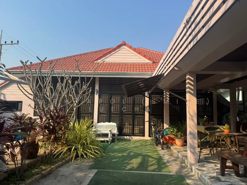 Villa 3 Bedrooms 3 Bathrooms At Soi Hua Na 21, Prachuap Khiri Khan, Nong Kae, Hua Hin, Prachuap Khiri Khan, 3 Bedrooms, 200 sqm, Single Detached House For Sale, by Parkkapol (Smile) Luecha, 60251008 - DDproperty.com