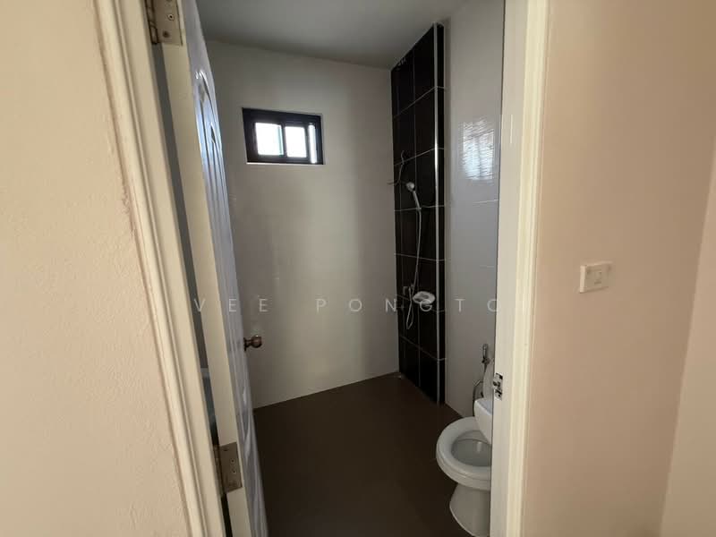 Spacious 3 Bedrooms Townhome in the Heart of Hua Hin City, Prachuap Khiri Khan, Hua Hin, Hua Hin, Prachuap Khiri Khan, 3 Bedrooms, 35 sqm, Townhouse For Sale, by Parkkapol (Smile) Luecha, 60251062 - DDproperty.com