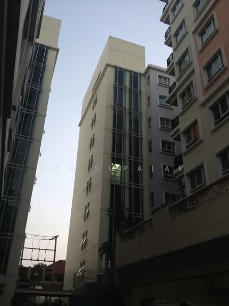 The Next Ladprao, Bangkok, 2 Lat Phrao Road, Samsen Nok, Huai Khwang, Bangkok, 1 Bedroom, 51 sqm, Condo For Sale, by Sittichai (Ice) Tulyanon, 60251172 - DDproperty.com