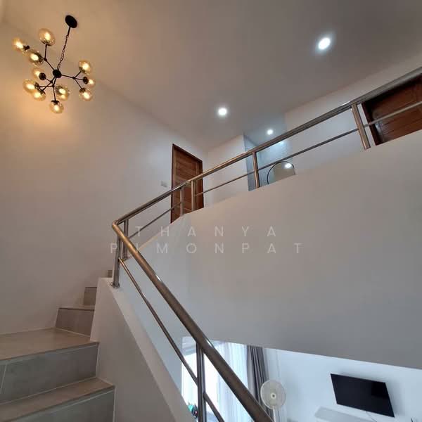 Fully Renovated 3 Bedrooms Townhouse, Surat Thani, Mae Nam, Ko Samui, Surat Thani, 3 Bedrooms, 200 sqm, Townhouse For Sale, by Thanya Pimonpat, 60251181 - DDproperty.com