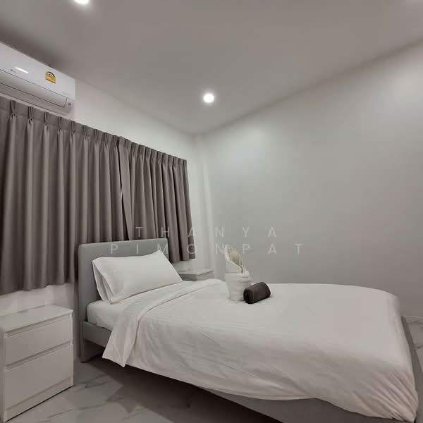 Fully Renovated 3 Bedrooms Townhouse, Surat Thani, Mae Nam, Ko Samui, Surat Thani, 3 Bedrooms, 200 sqm, Townhouse For Sale, by Thanya Pimonpat, 60251181 - DDproperty.com