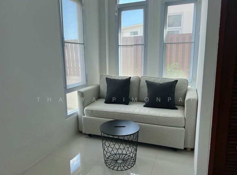 Renovated 2 Bedrooms Ensuite Townhouse for Sale in Bophut, Surat Thani, Bo Put, Ko Samui, Surat Thani, 2 Bedrooms, 153 sqm, Townhouse For Sale, by Thanya Pimonpat, 60251273 - DDproperty.com