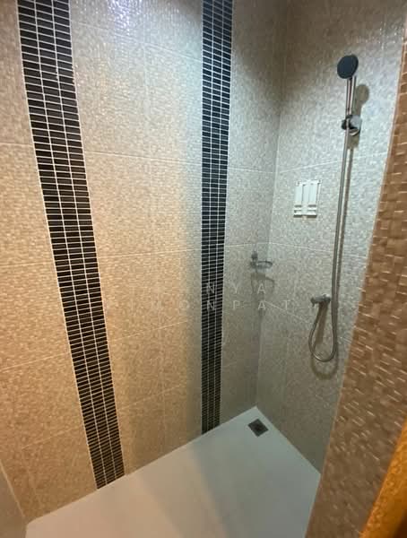 Renovated 2 Bedrooms Ensuite Townhouse for Sale in Bophut, สุราษฎร์ธานี, บ่อผุด, เกาะสมุย, สุราษฎร์ธานี, 153 ตร.ม., ทาวน์เฮ้าส์ ขาย, โดย Thanya Pimonpat, 60251273 - DDproperty.com