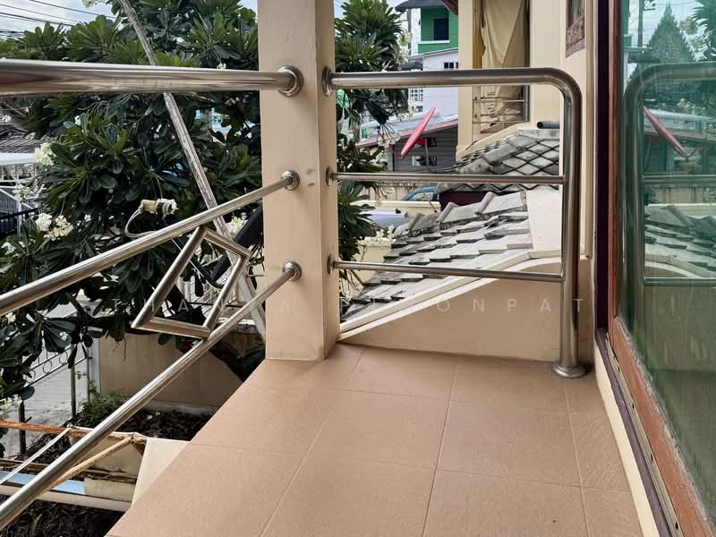 2 Bangrak Townhouses Koh Samui for Sale, Surat Thani, Bo Put, Ko Samui, Surat Thani, 4 Bedrooms, 206 sqm, Townhouse For Sale, by Thanya Pimonpat, 60251404 - DDproperty.com