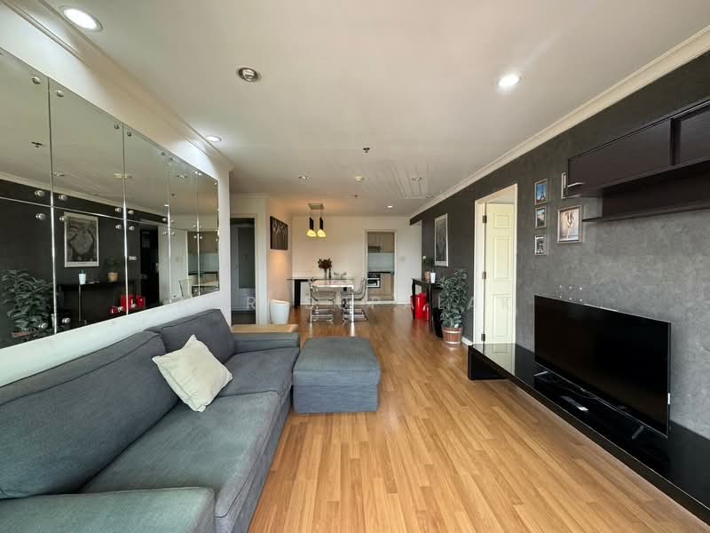 Lumpini Place Narathiwas-Chaopraya, Bangkok, 1298 Rama 3 Road, Chong Nonsi, Yan Nawa, Bangkok, 3 Bedrooms, 94 sqm, Condo For Sale, by Sittichai (Ice) Tulyanon, 60251538 - DDproperty.com