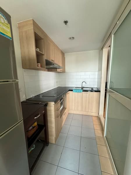 Lumpini Place Narathiwas-Chaopraya, Bangkok, 1298 Rama 3 Road, Chong Nonsi, Yan Nawa, Bangkok, 3 Bedrooms, 94 sqm, Condo For Sale, by Sittichai (Ice) Tulyanon, 60251538 - DDproperty.com