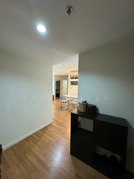 Lumpini Place Narathiwas-Chaopraya, Bangkok, 1298 Rama 3 Road, Chong Nonsi, Yan Nawa, Bangkok, 3 Bedrooms, 94 sqm, Condo For Sale, by Sittichai (Ice) Tulyanon, 60251538 - DDproperty.com