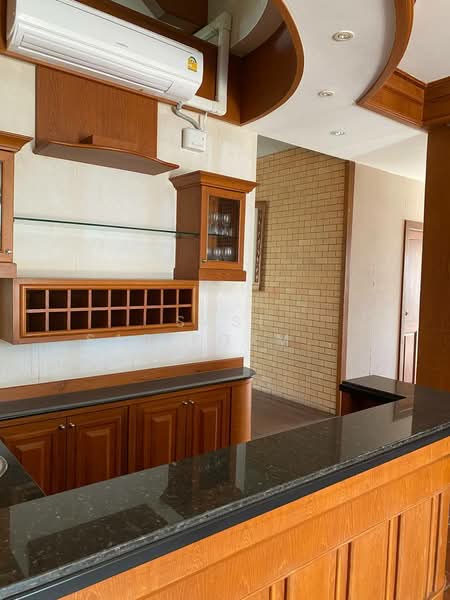 Luxury Beachfront Villa in Prime Pattaya Location, Chon Buri (Pattaya), Bang Lamung, Bang Lamung (Pattaya), Chon Buri (Pattaya), 5 Bedrooms, 248 sqm, Single Detached House For Sale, by Panupan (Bond) Thongpan, 60251897 - DDproperty.com