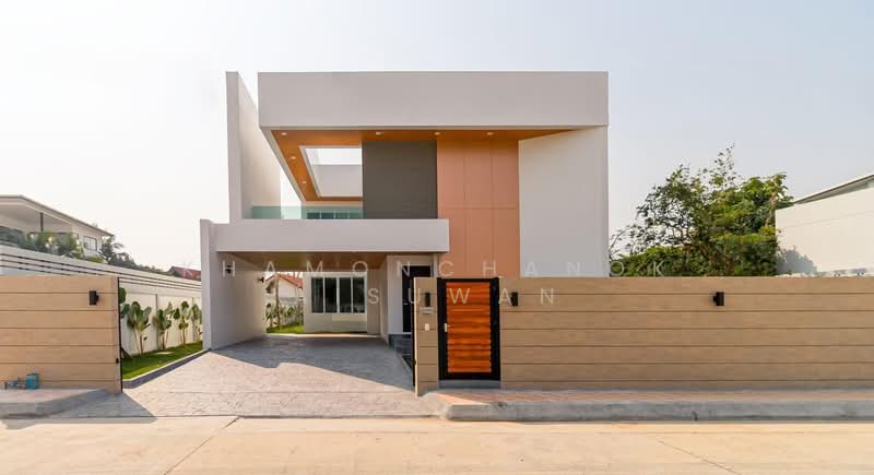 The Pinnacle by Koolpunt Ville 17, Chiang Mai, Pa Daet, Muang Chiang Mai, Chiang Mai, 5 Bedrooms, 674 sqm, Villa For Sale, by Khamonchanok Aisuwan, 60251947 - DDproperty.com