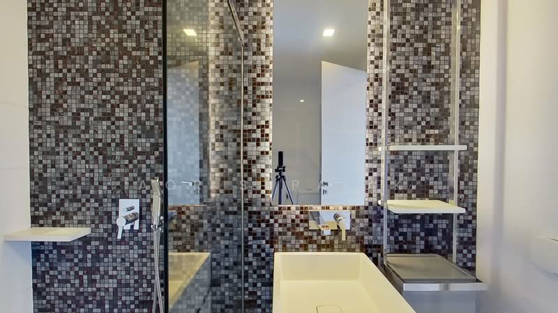 The Room Sathorn, Bangkok, 78 Pan Road, Silom, Bang Rak, Bangkok, 1 Bedroom, 47 sqm, Condo For Rent, by Sittichai (Ice) Tulyanon, 60252086 - DDproperty.com