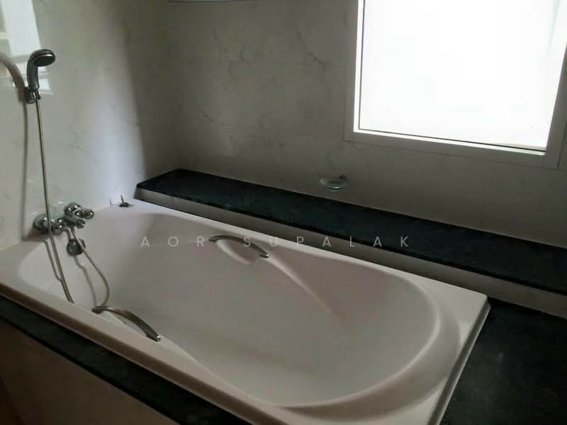 The Bangkok Sukhumvit 61, Bangkok, Sukhumvit 61, Khlong Tan Nua, Watthana, Bangkok, 2 Bedrooms, 75 sqm, Condo For Rent, by Sittichai (Ice) Tulyanon, 60252118 - DDproperty.com