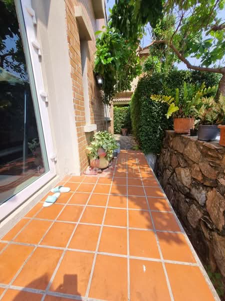 Silk Road Place, Chon Buri (Pattaya), Huai Yai, Bang Lamung (Pattaya), Chon Buri (Pattaya), 3 Bedrooms, 320 sqm, Villa For Sale, by Panupan (Bond) Thongpan, 60252121 - DDproperty.com