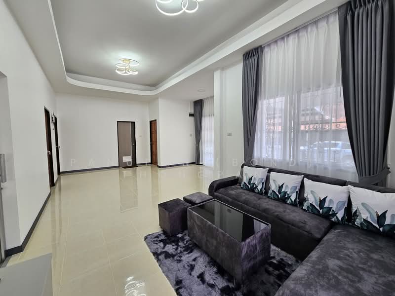 Chokchai Village 5, Chon Buri (Pattaya), Nong Pru, Bang Lamung (Pattaya), Chon Buri (Pattaya), 3 Bedrooms, 240 sqm, Single Detached House For Rent, by Panupan (Bond) Thongpan, 60252323 - DDproperty.com