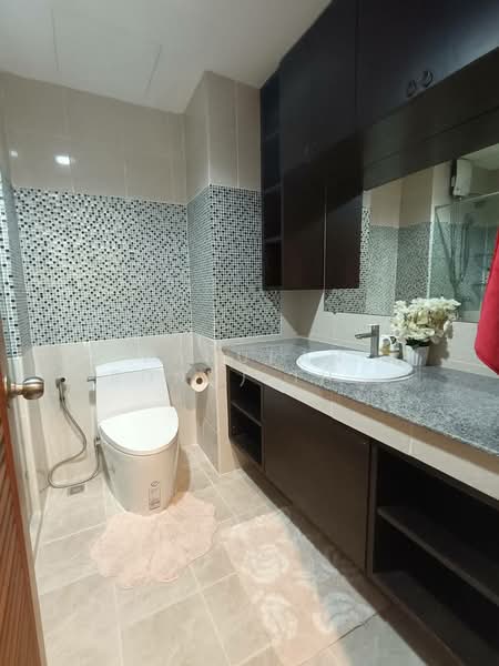 View Talay 8, Chon Buri (Pattaya), 159 Soi Jomtien 14, Nong Pru, Bang Lamung (Pattaya), Chon Buri (Pattaya), 2 Bedrooms, 96 sqm, Condo For Rent, by Panupan (Bond) Thongpan, 60252346 - DDproperty.com