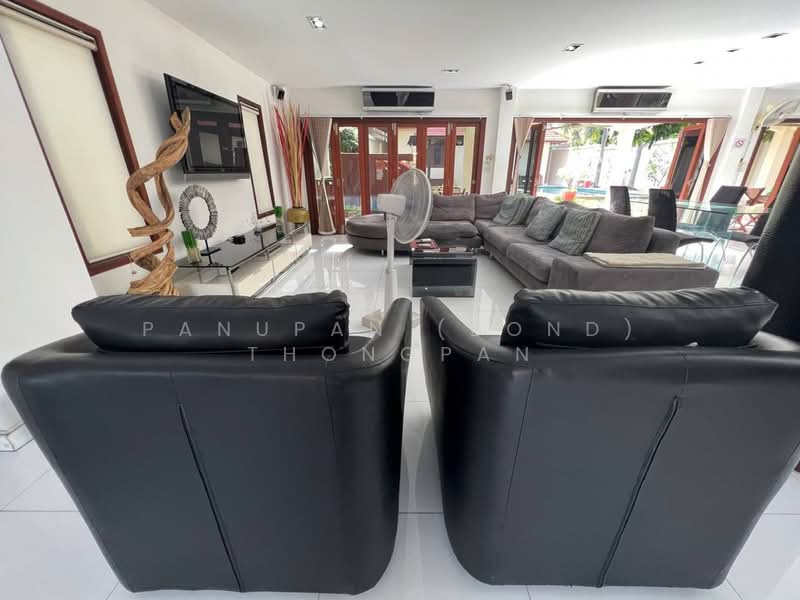 Pool villa 5 Bedroom at Thap Phraya, Chon Buri (Pattaya), Nong Pru, Bang Lamung (Pattaya), Chon Buri (Pattaya), 5 Bedrooms, 600 sqm, Villa For Rent, by Panupan (Bond) Thongpan, 60252366 - DDproperty.com