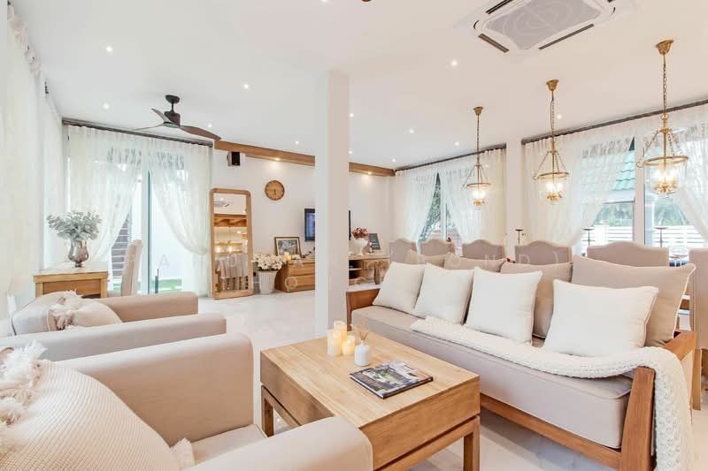 Hi At Home Villa 5, Chon Buri (Pattaya), Nong Pru, Bang Lamung (Pattaya), Chon Buri (Pattaya), 5 Bedrooms, 450 sqm, Villa For Rent, by Panupan (Bond) Thongpan, 60252393 - DDproperty.com