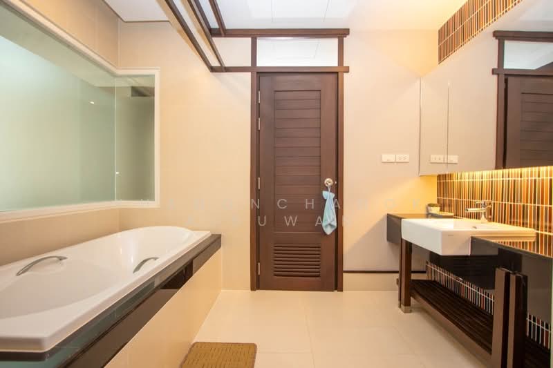 The Unique @ Nimman 2, Chiang Mai, Su Thep, Muang Chiang Mai, Chiang Mai, 1 Bedroom, 87 sqm, Condo For Rent, by Khamonchanok Aisuwan, 60252475 - DDproperty.com