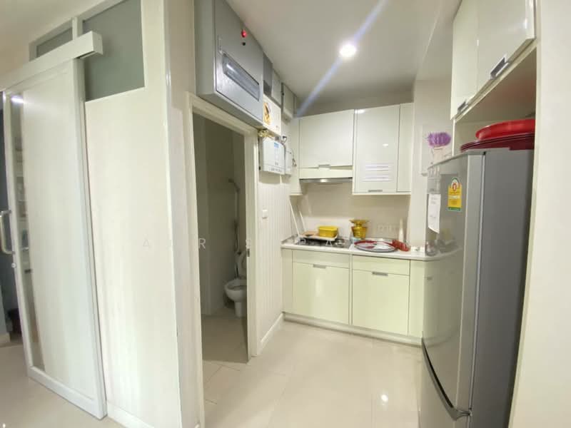 Thanapat Haus Sathorn - Narathiwas, Bangkok, Soi Chuen Chitrung, Nontri Road, Chong Nonsi, Yan Nawa, Bangkok, 3 Bedrooms, 176 sqm, Townhouse For Rent, by Sittichai (Ice) Tulyanon, 60252549 - DDproperty.com