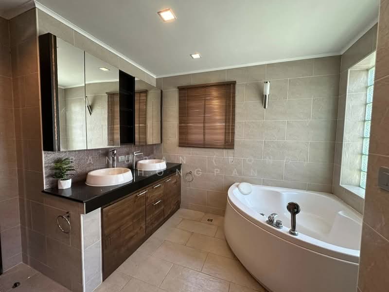 Intana Villa, Chon Buri (Pattaya), Nong Pru, Bang Lamung (Pattaya), Chon Buri (Pattaya), 3 Bedrooms, 255 sqm, Villa For Rent, by Panupan (Bond) Thongpan, 60252680 - DDproperty.com