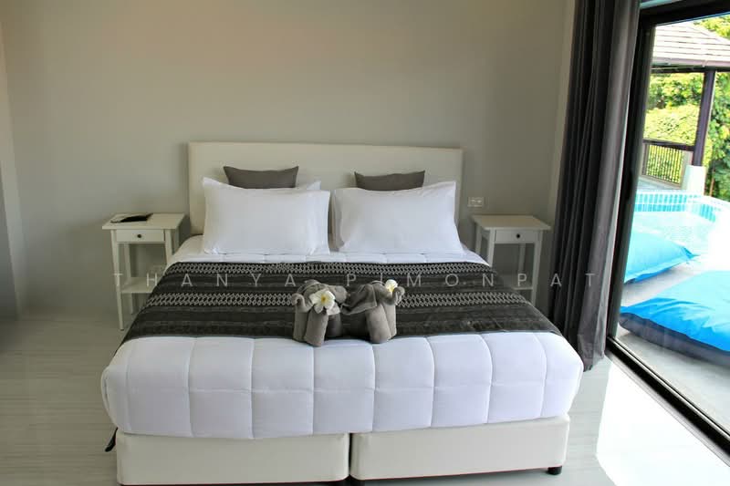 5 Bedroom Villa with Partial Sea View at Bophut for Sale, Surat Thani, Bo Put, Ko Samui, Surat Thani, 5 Bedrooms, 250 sqm, Villa For Sale, by Thanya Pimonpat, 60252690 - DDproperty.com