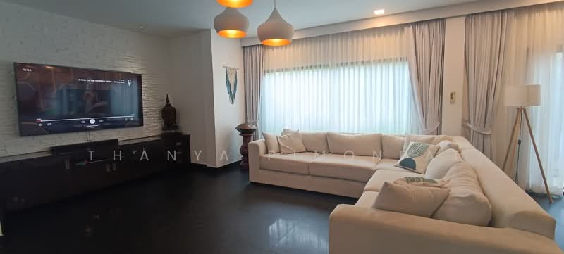 Lovely 4 Bedrooms House for Sale with Studio Bo Phut Bangrak, Surat Thani, Bo Put, Ko Samui, Surat Thani, 5 Bedrooms, 220 sqm, Single Detached House For Sale, by Thanya Pimonpat, 60252701 - DDproperty.com
