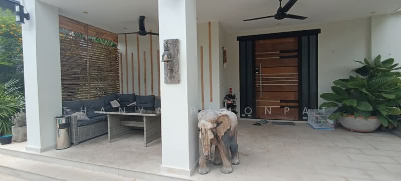 Lovely 4 Bedrooms House for Sale with Studio Bo Phut Bangrak, Surat Thani, Bo Put, Ko Samui, Surat Thani, 5 Bedrooms, 220 sqm, Single Detached House For Sale, by Thanya Pimonpat, 60252701 - DDproperty.com