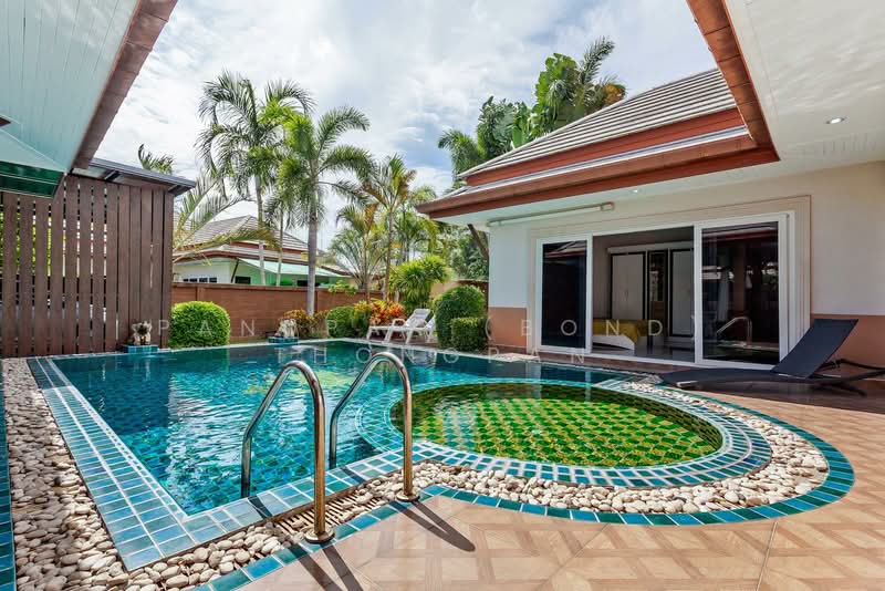 Baan Dusit Pattaya Park : บ้านดุสิต พัทยา พาร์ค, ชลบุรี, ถนนเมืองพัทยา, ห้วยใหญ่, บางละมุง, ชลบุรี, 200 ตร.ม., วิลล่า ให้เช่า, โดย Panupan (Bond) Thongpan, 60252729 - DDproperty.com