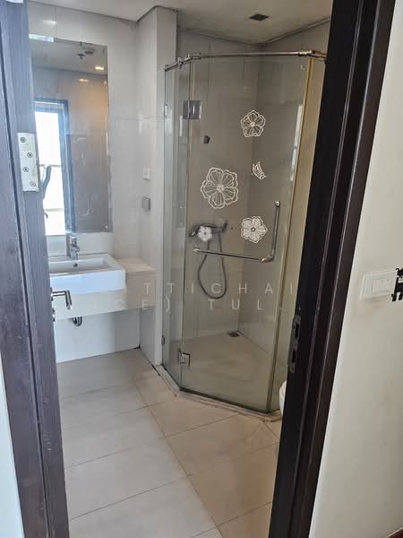 Le Luk Condominium, Bangkok, 1599 291 Sukhumvit Rd, Phra Kanong Nua, Watthana, Bangkok, 2 Bedrooms, 79 sqm, Condo For Rent, by Sittichai (Ice) Tulyanon, 60252800 - DDproperty.com