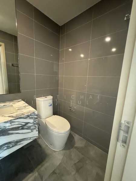 Q Chidlom-Phetchaburi, Bangkok, 1088 Phetchaburi Road, Makkasan, Ratchathewi, Bangkok, 2 Bedrooms, 63 sqm, Condo For Rent, by Sittichai (Ice) Tulyanon, 60252848 - DDproperty.com