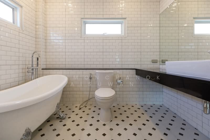 World Club Land, Chiang Mai, Chiang Mai-Hang Dong Road, Nong Kwai, Hang Dong, Chiang Mai, 4 Bedrooms, 256 sqm, Single Detached House For Rent, by Khamonchanok Aisuwan, 60252993 - DDproperty.com