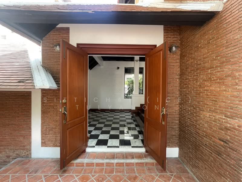 4 Bedrooms Villa for Rent in Sukhumvit 26, กรุงเทพ, คลองตัน, คลองเตย, กรุงเทพ, 639 ตร.ม., วิลล่า ให้เช่า, โดย Sittichai (Ice) Tulyanon, 60253058 - DDproperty.com