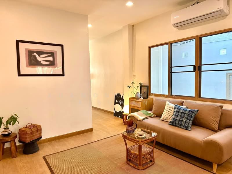 For Sale - 2 Bedrooms Townhouse for Rent and Sale in Wat Ket, Chiang Mai