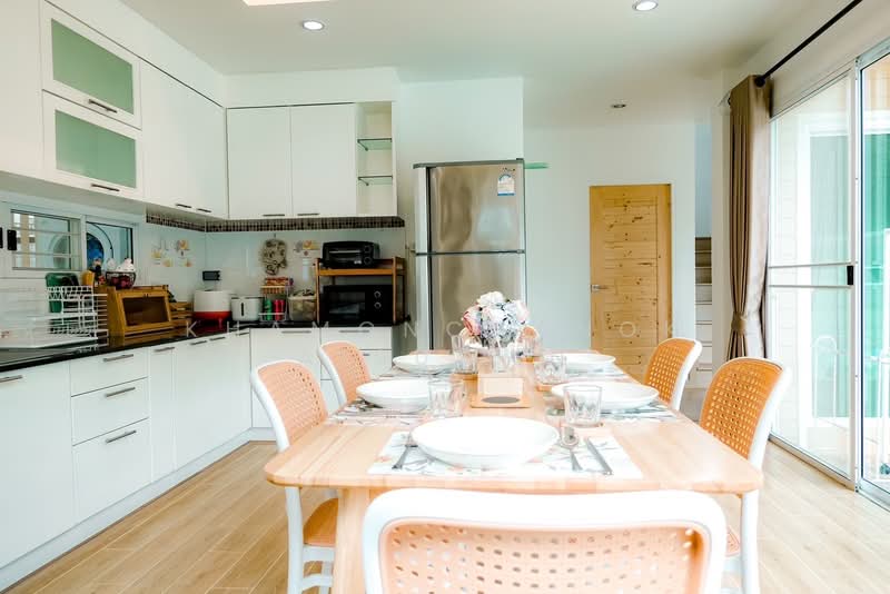 4 Bedroom Pool Villa for Rent near Chiang Mai University, Chiang Mai, Su Thep, Muang Chiang Mai, Chiang Mai, 4 Bedrooms, 200 sqm, Single Detached House For Rent, by Khamonchanok Aisuwan, 60253736 - DDproperty.com