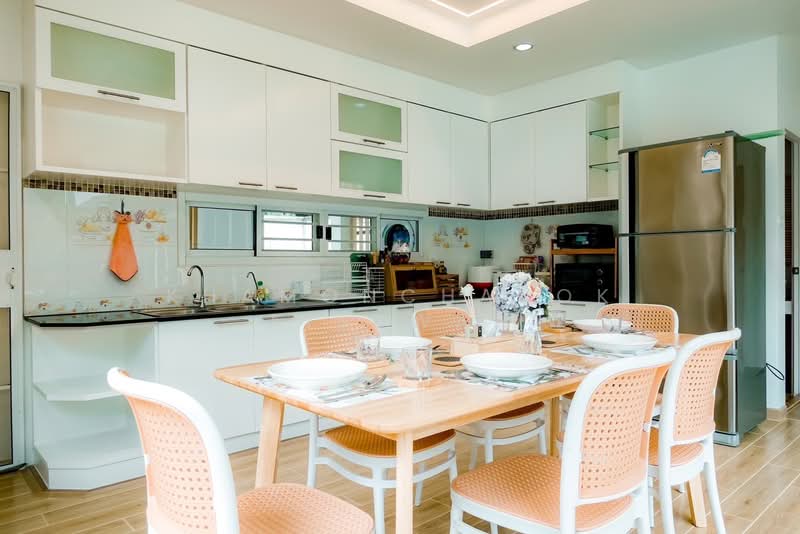 วิลล่าสระว่ายน้ำ 4 ห้องนอน ให้เช่า ใกล้มหาวิทยาลัยเชียงใหม่, เชียงใหม่, สุเทพ, เมืองเชียงใหม่, เชียงใหม่, 200 ตร.ม., บ้านเดี่ยว ให้เช่า, โดย Khamonchanok Aisuwan, 60253736 - DDproperty.com