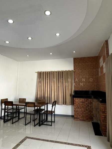 6 Bedrooms House for Rent in Chiang Mai, Chiang Mai, Mae Hia, Muang Chiang Mai, Chiang Mai, 6 Bedrooms, 500 sqm, Single Detached House For Rent, by Khamonchanok Aisuwan, 60253768 - DDproperty.com